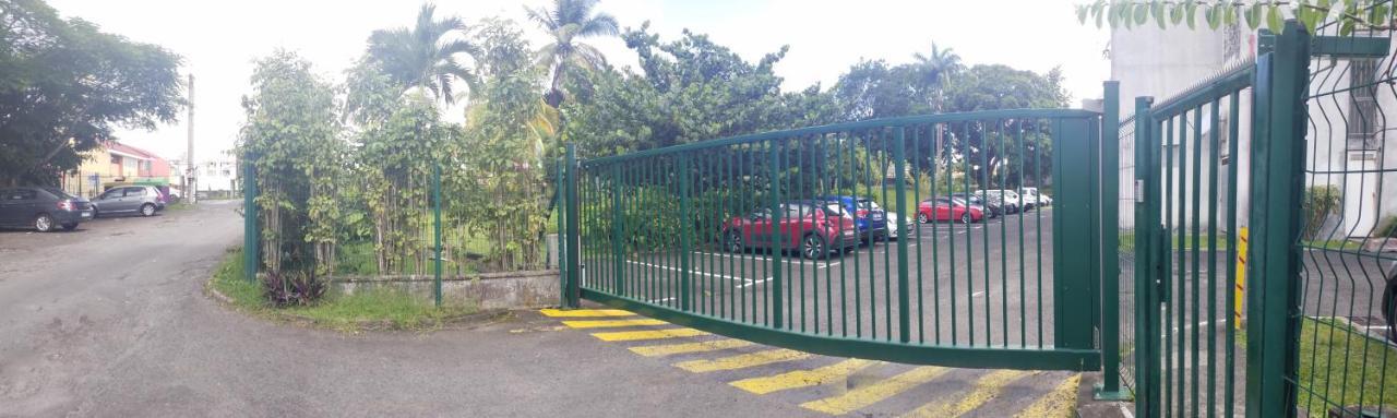 לז אבים Appartement Centre Guadeloupe, Accessible Et Proche מראה חיצוני תמונה